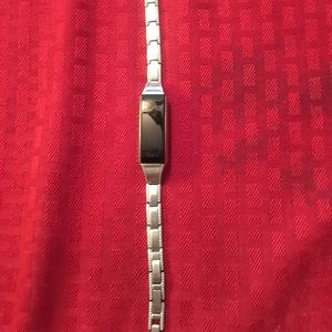 Fitbit Alta Hr, this item functions like new.